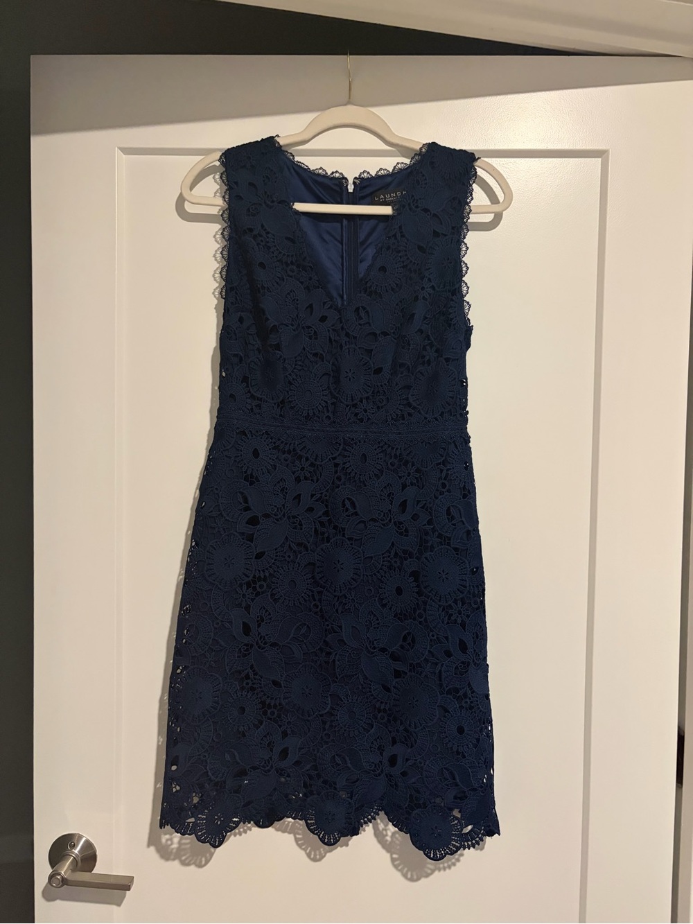 Laundry By Shelli Segal Navy Floral Lace V-Neck Midi Dress